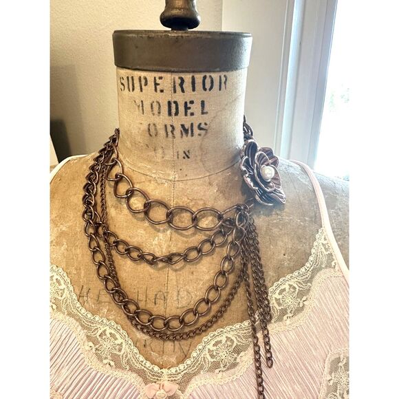 Copper Tone Asymmetric Flower and Chain Necklace - Picture 8 of 8